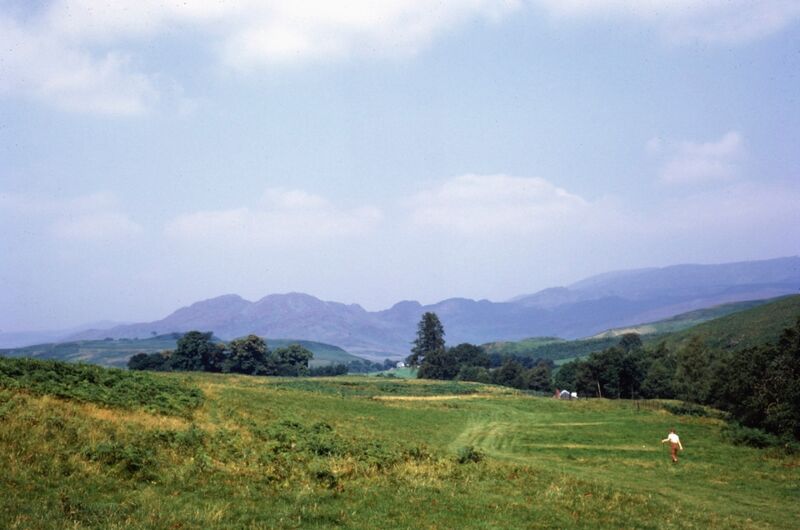 File:Glen-lednock-view-from-campsite-70.jpg
